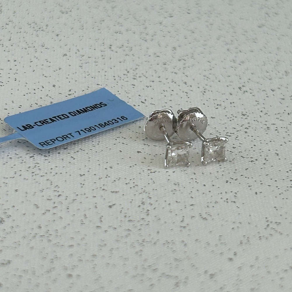 1/2 CT Princess Cut Diamond Earrings.